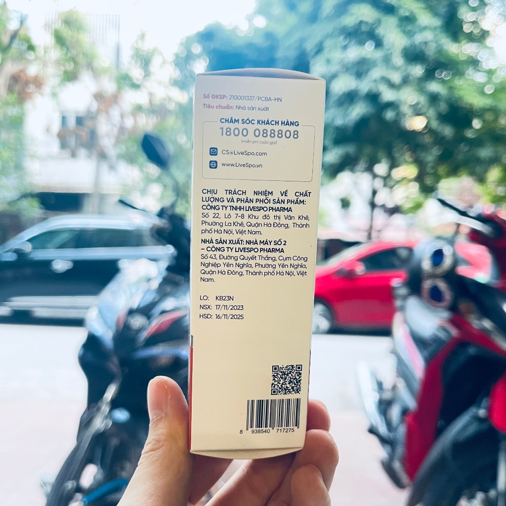 Livespo Navax - Xịt lợi khuẩn 5 tỷ lợi khuẩn chăm sóc, vệ sinh, phòng ngừa vi.êm nhiễm tai mũi họng (Hộp 4 ống x 5ml)