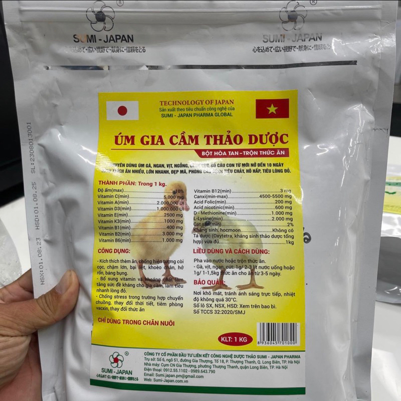 Thuốc úm cho gà con