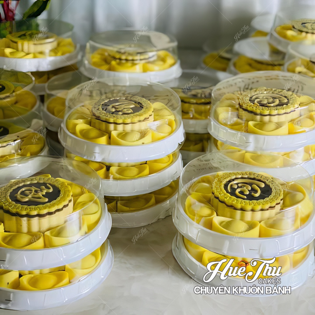 Hộp nhựa tròn nắp bằng 10/14/16cm (set 10 hộp, đế đen / đế trắng) đựng bánh trung thu, rau câu, xôi hoa đậu