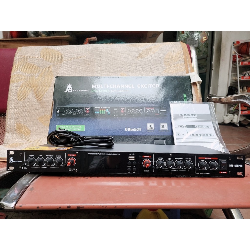 Máy Nâng Tiếng JB DAC-668Pro