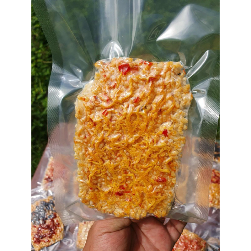 1miếng cơm cháy chà bông