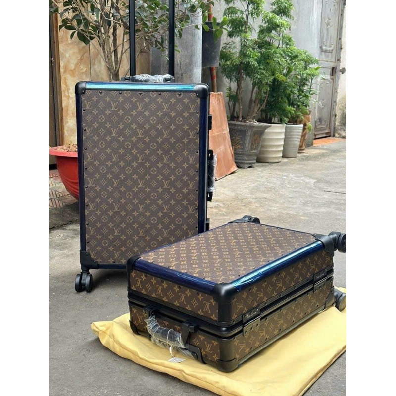 Vali size 20-24 Eo Vì siêu cấp hàng super nắp gập mật mã. Đảm bảo đẹp từng milimet.