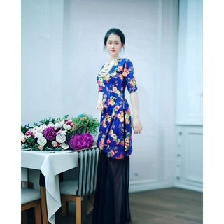 Áo dài cách tân trung niên