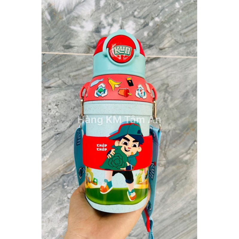 BÌNH NƯỚC KUN VÔ CỰC NHỰA LÚA MẠCH CHO BÉ - BÉ SIÊU THÍCH