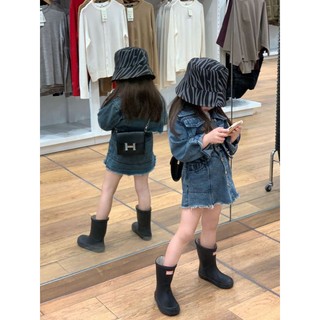 Set áo khoác + chân váy jeans