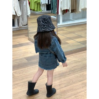 Set áo khoác + chân váy jeans