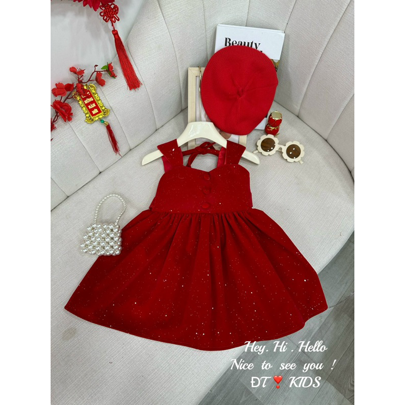 Váy nhung 2 dây bản to cúc giữa bé gái