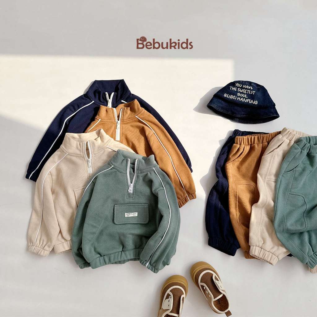 Set bộ nỉ da cá cho bé có khóa kéo cao cổ phối nắp túi ngực bắt mắt, bé mặc đi chơi, đi học Bebukids SB1813