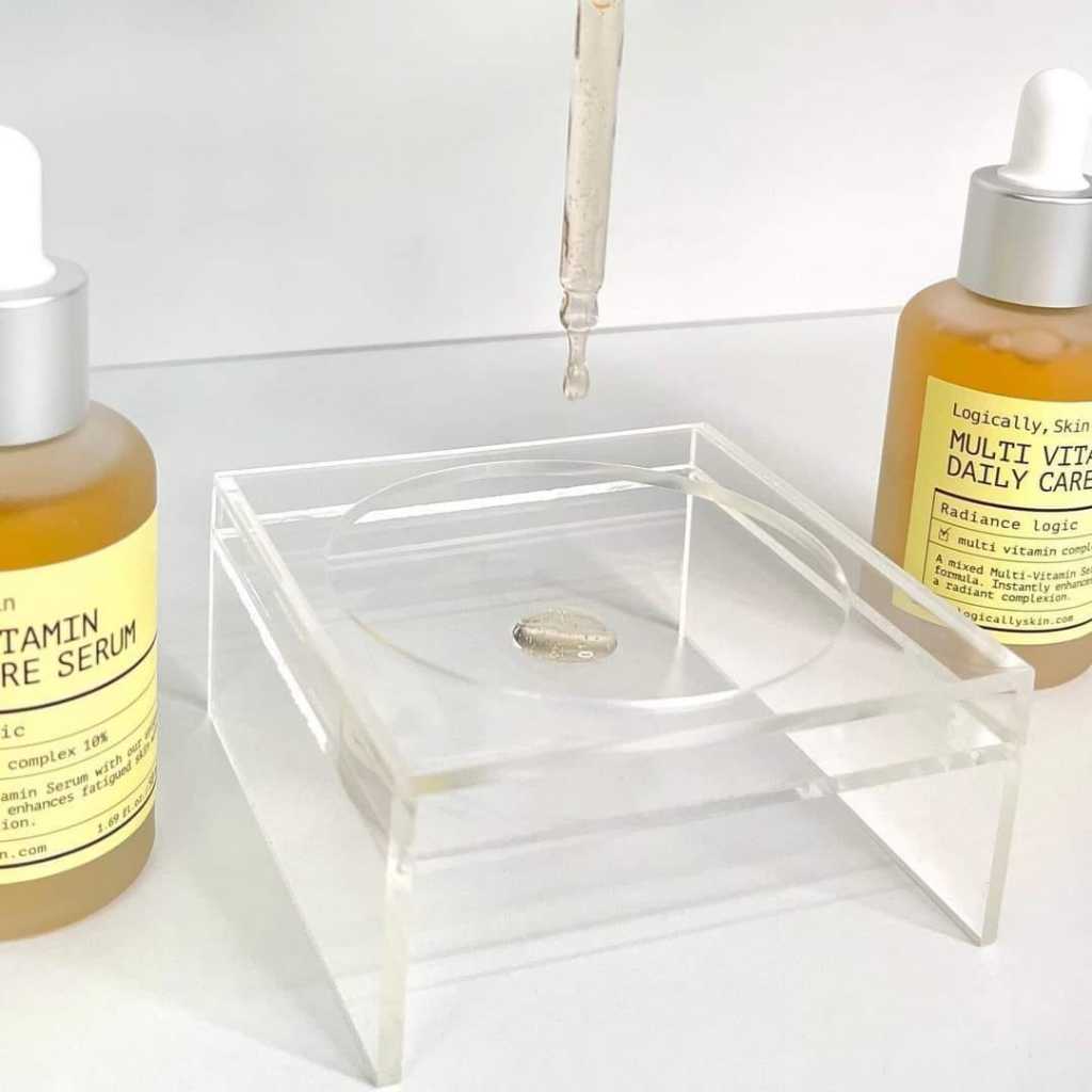 Serum dưỡng trắng, cấp ẩm, làm sáng da Multi Vitamin Daily Care Serum Logically,Skin 50ml