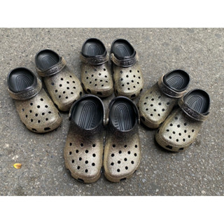 Dép croc-s kim tuyến chính hãng, tặng kèm sticker