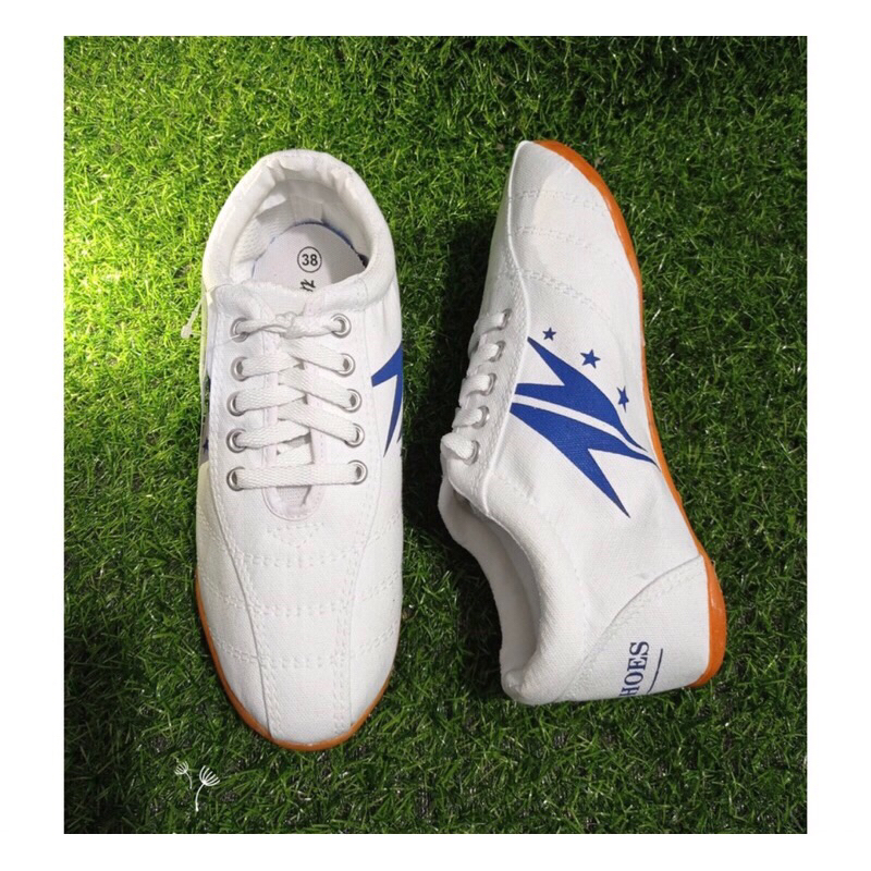 Giày đá banh đá bóng đế đinh và các hoạt động thể dục thể thao chất lượng giá rẻ