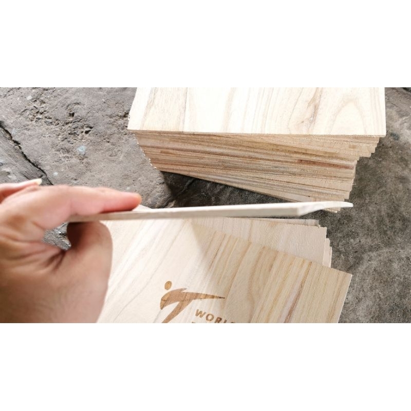 Ván gỗ biểu diễn và công phá - ván gỗ 0.6cm và 0.3cm