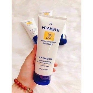 SỮA RỬA MẶT GẠO , BƠ , VITAMIN E THÁI LAN