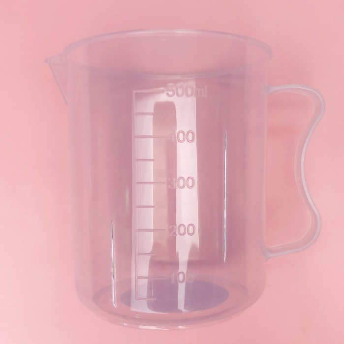 Ca đong nhựa định lượng 500ml có quai cầm, vạch chia Bếp Của Mẹ Onici