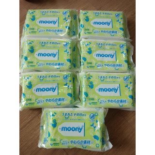 Khăn giấy ướt Moony xanh 76 tờ