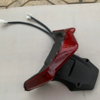  Cụm đèn hậu xe điện 133M kèm bắt biển 