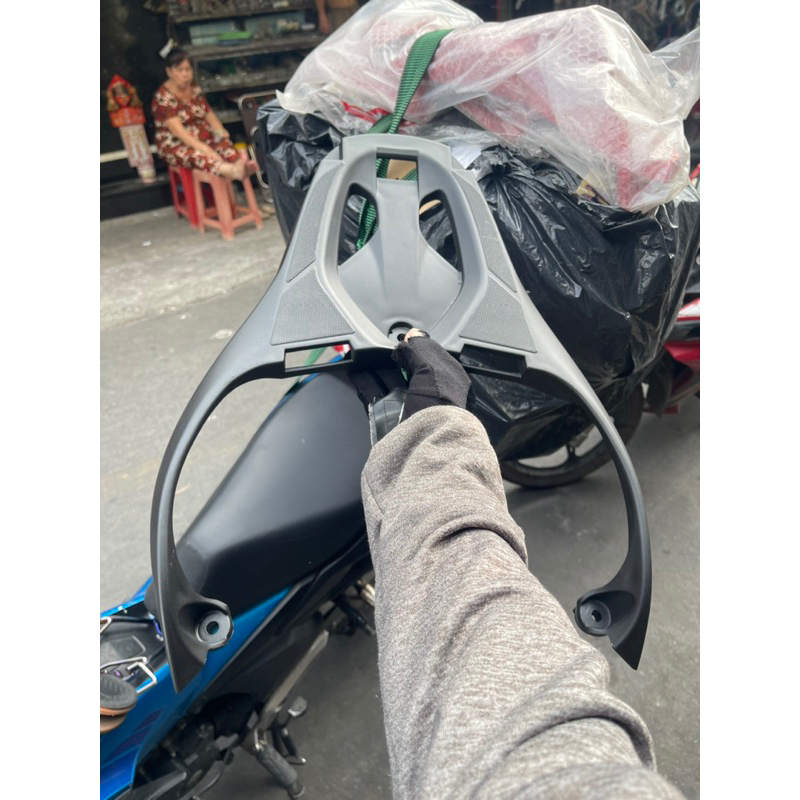 Cảng ( tay dắt ) sh ý gắn sh 2012 đến 2019
