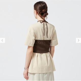Set áo phông và yếm len tăm GU