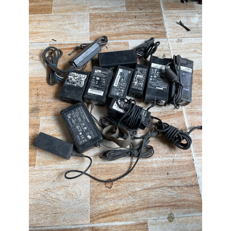 Sạc laptop và nguồn adapter cũ đứt dây 18.5-19v ( hoạt động bình thường )