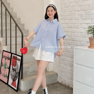 Áo Sơ Mi Nữ Fom Rộng Cộc Tay Sẻ Tà  Lưng Cài Cúc , Chất Liệu Vải Xốp Nhẹ Nhàng Cực Xinh