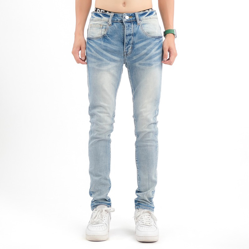 Quần Jeans AMIRI Xanh Nhạt 3569, 4 Cúc Full Chữ