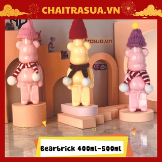 Chai nhựa đựng trà sữa hình Gấu Bearbrick 250 400 500ml - Chai trà sữa đủ phụ kiện nón len, dây đeo hàng sẵn - BR500