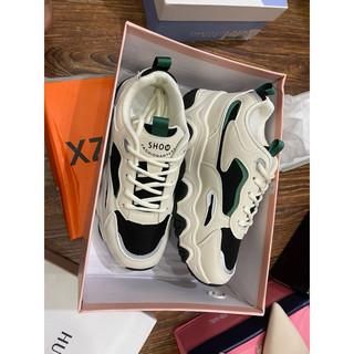 giày thể thao sale 250k