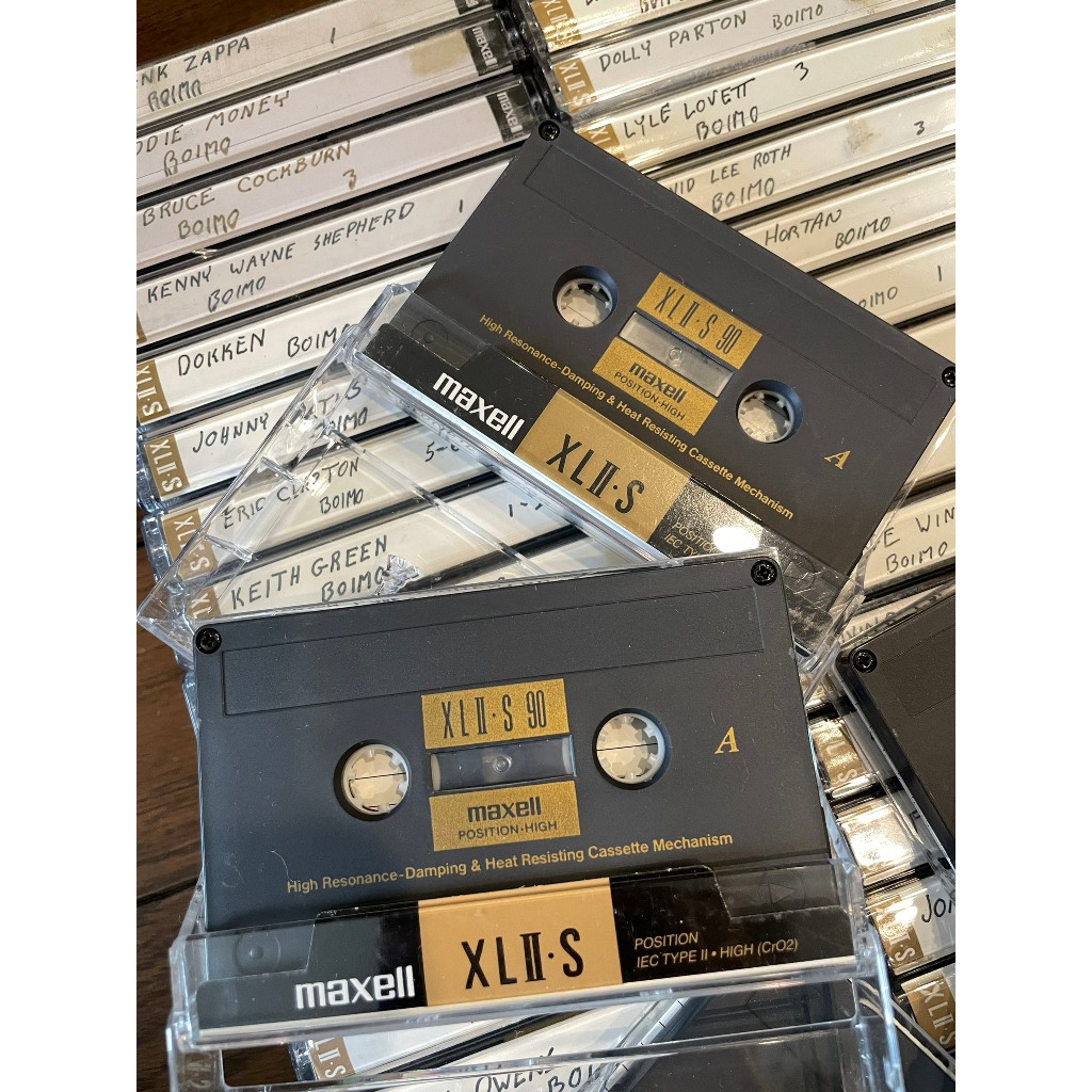 Băng cassette Maxell XLII-S 90 đã có chương trình một mặt (mặt kia mới, đủ lẫy, Made in Japan)