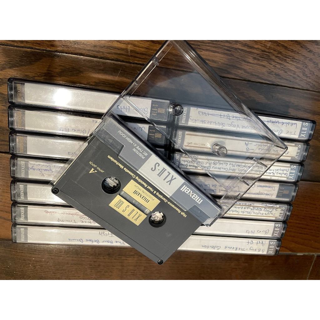 Băng cassette Maxell XLII-S 100 đã có chương trình (Made in Japan, có lẫy)
