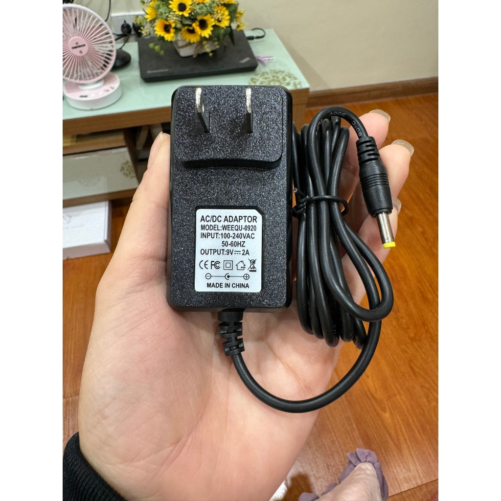 Adapter DC 9V - 2A (Đầu vàng CD - Chân cắm 4.0mm X 1.7mm)