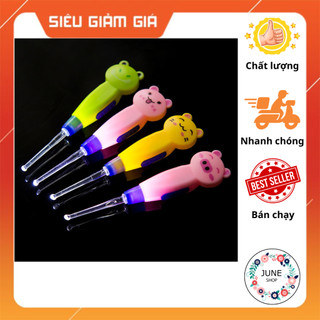 Cây lấy ráy tai cho bé an toàn, đồ lấy ráy tai nhựa trong suốt có đèn sáng hình hoạt hình dễ thương