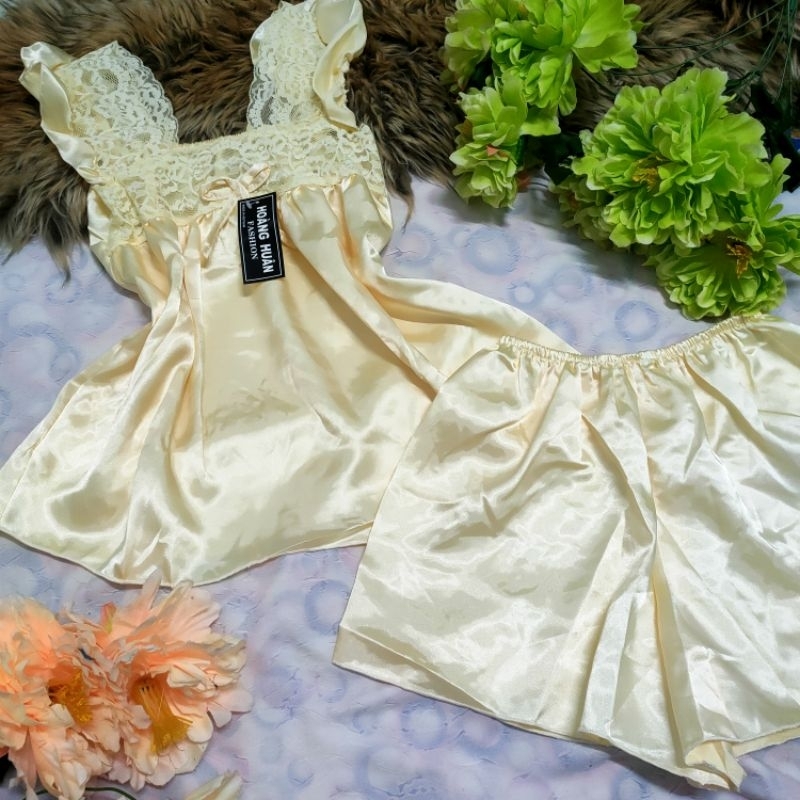 Bộ quần đùi áo tay nhí phối ren, vải phi bóng, phom 40kg đến 55kg