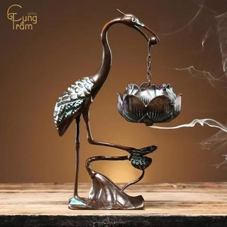 Lư hương bằng đồng hạc ngậm hoa sen