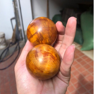 Bi Lăn Tay gỗ Huyết Long thơm soi thấu