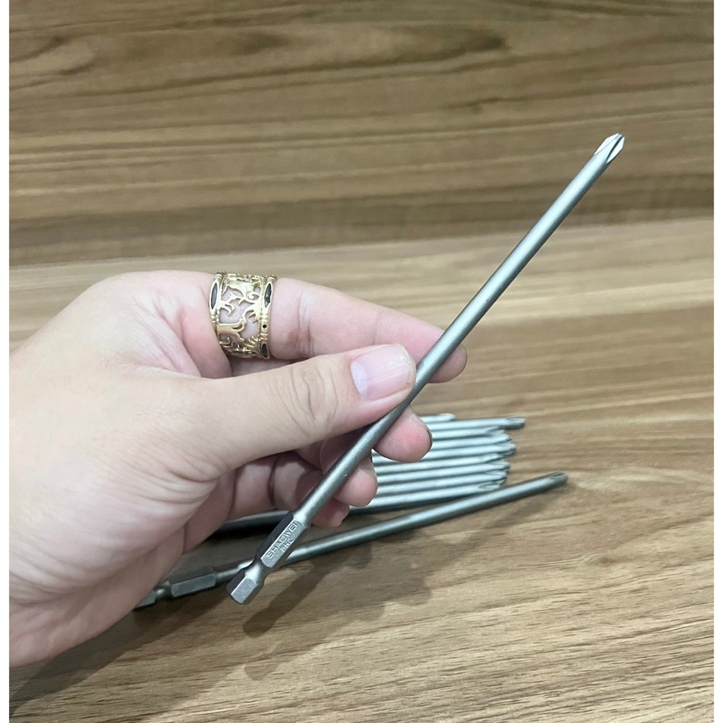 Mũi vít bake Shaowei Dài 150mm ( Từ tính cực mạnh).