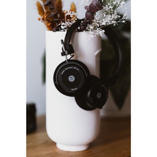 Tai nghe bluetooth Grado GW100X