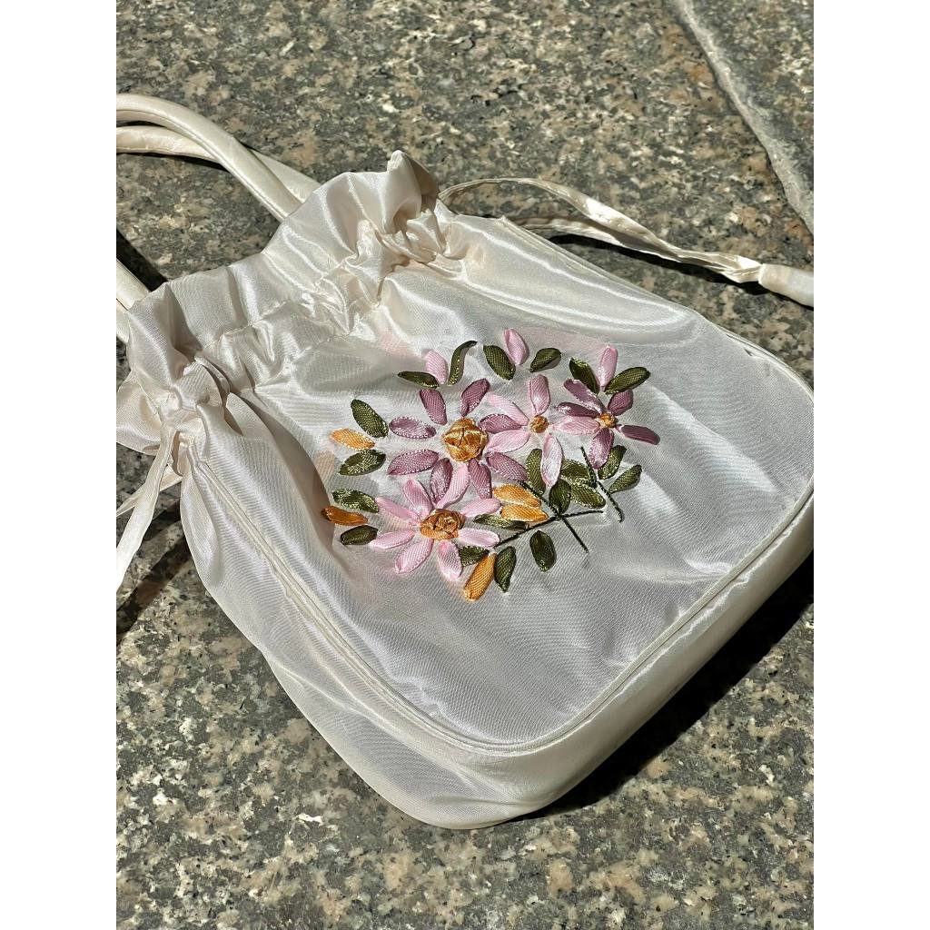 Túi gấm thêu hoa Remmus