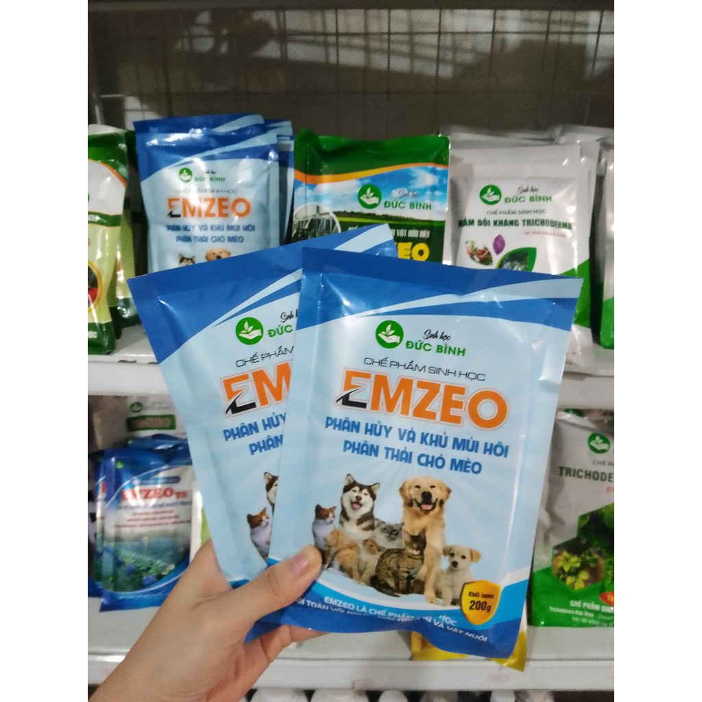 Khử mùi hôi phân chó mèo và thú cưng - CHẾ PHẨM EMZEO khử mùi hôi cát mèo