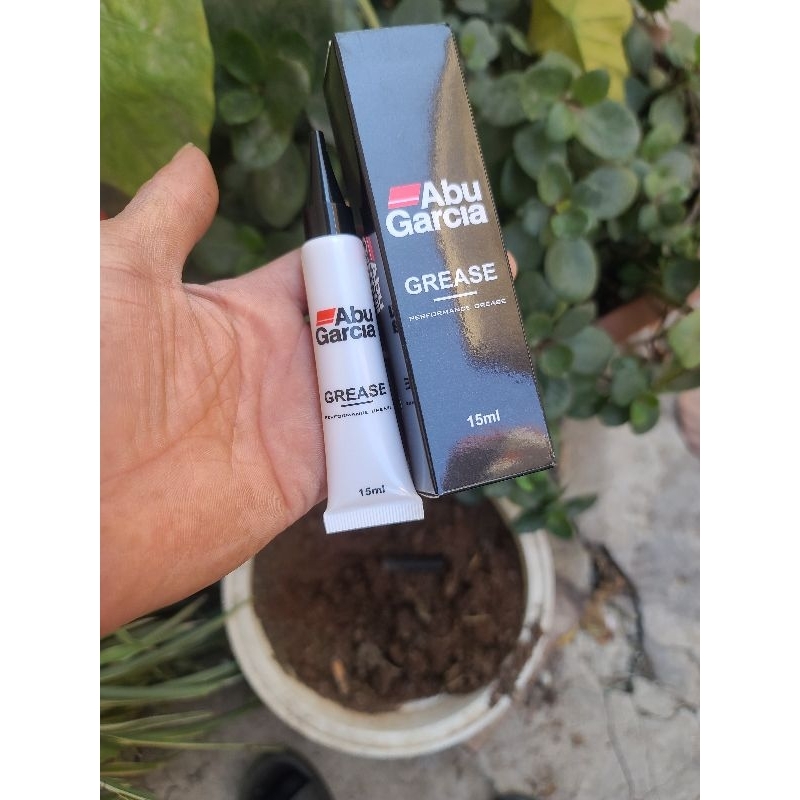 Combo Dầu tra máy câu đứng ngang. Hàng chính hãng Abu garcia.