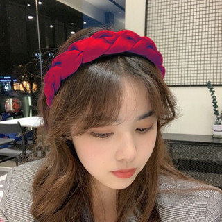 Bờm cài tóc, băng đô đỏ mặc áo dài tết, mấn nữ đội đầu