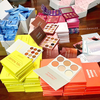 Bảng màu mắt ColourPop