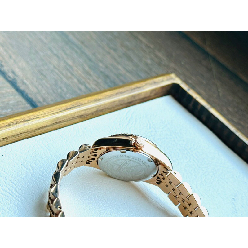 Đồng hồ nữ dây thép Mathey Tissot D710PRM