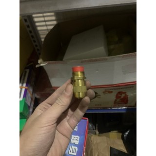 Béc tưới đồng chân ren 21mm có lọc