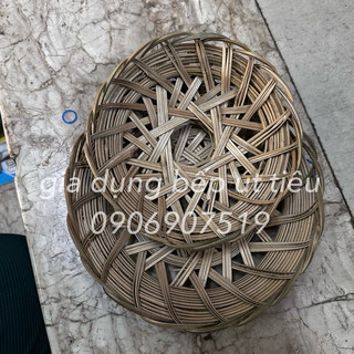 Rế tre đựng nồi chảo gang đường kính 18cm , 20cm