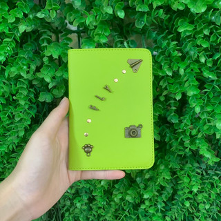 Ví hộ chiếu, passport cover màu Xanh lá - đọc mô tả, free 1 charm và tag khắc tên