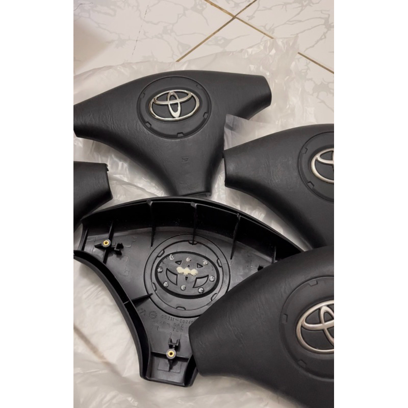 Phím còi Vios,Altis,Zace,Innova