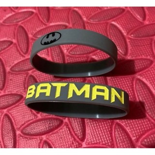 Vòng tay cao su Batman