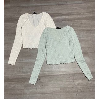 Áo len croptop cổ tim