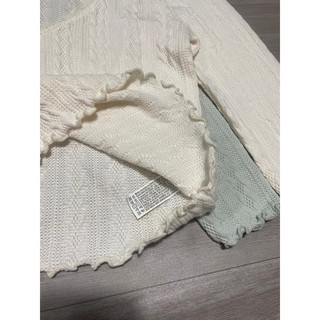 Áo len croptop cổ tim