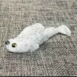 Mồi mềm thòi lòi